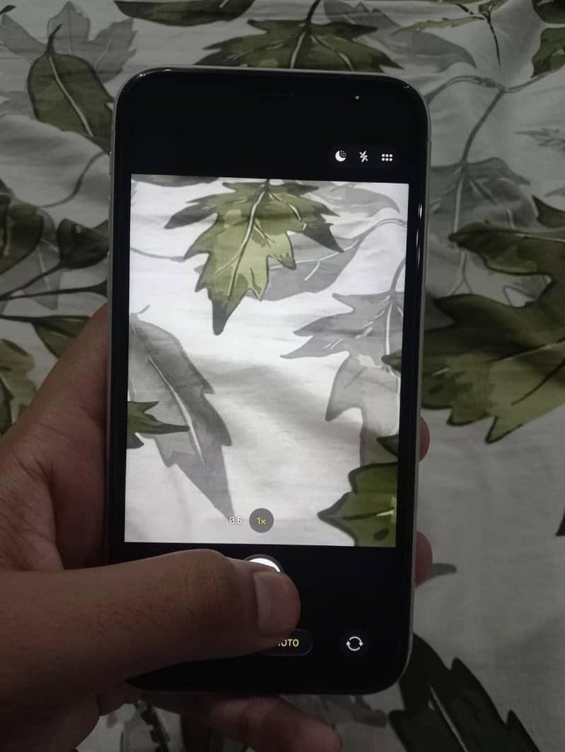 Apple iPhone 11 cash on delivery only in Multan 6