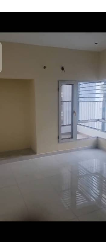 Big size 2 bed dd flat for sale
