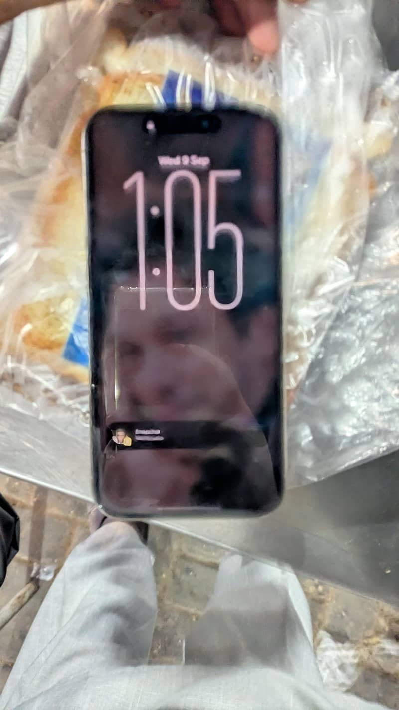 Apple iPhone 15 Pro 4