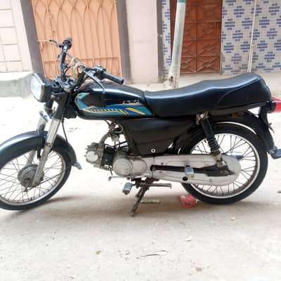 Super Star CD 70 2006 Model - Used - Karachi Registered