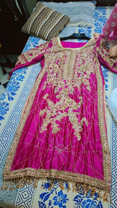 Bridal party wear Designer s Brand new dress 10/10condition Heavy suit