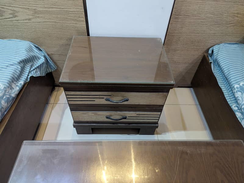 side bed with side table and dressing table 1