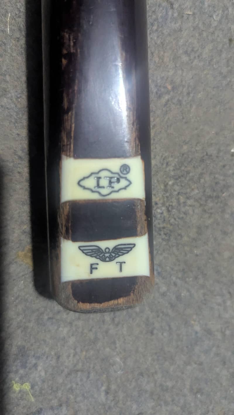LP SNOOKER CUE 1