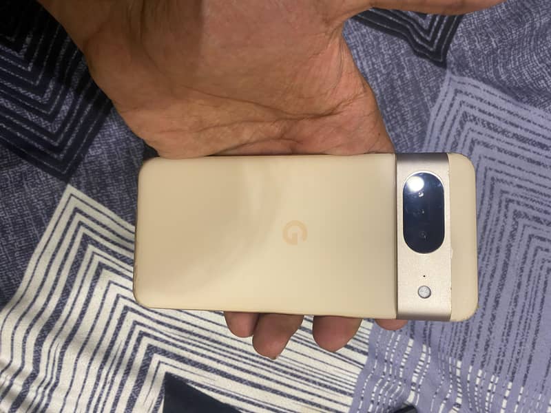 Google Pixel 8 3