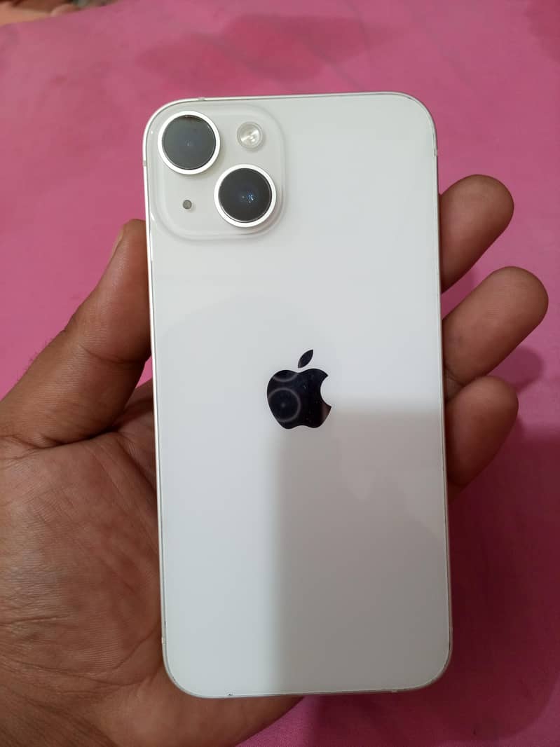 Apple iPhone 14 3