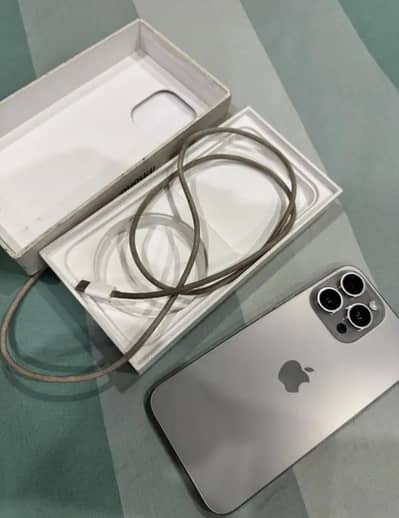 Apple iPhone 15 Pro Max