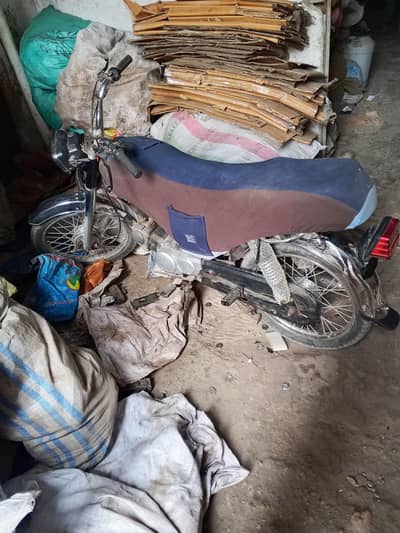 hero Bhai for sale bike ap khud hi Dakh lo