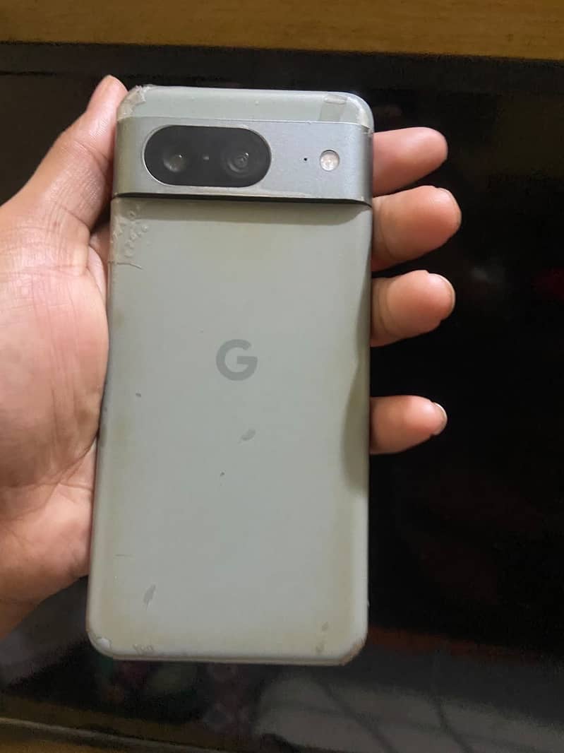 Google Pixel 8a 1