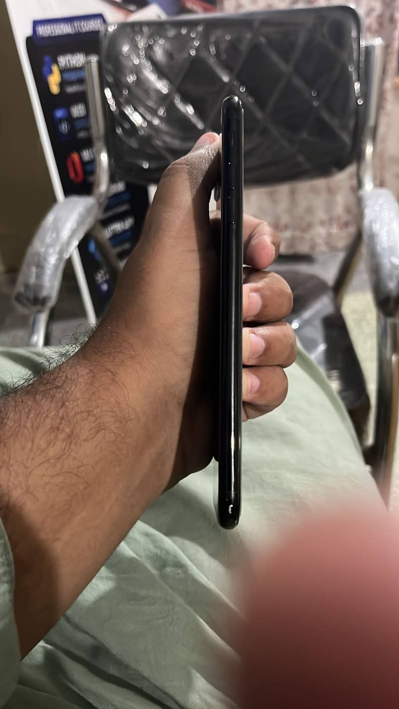 Apple iPhone 7 Plus 2