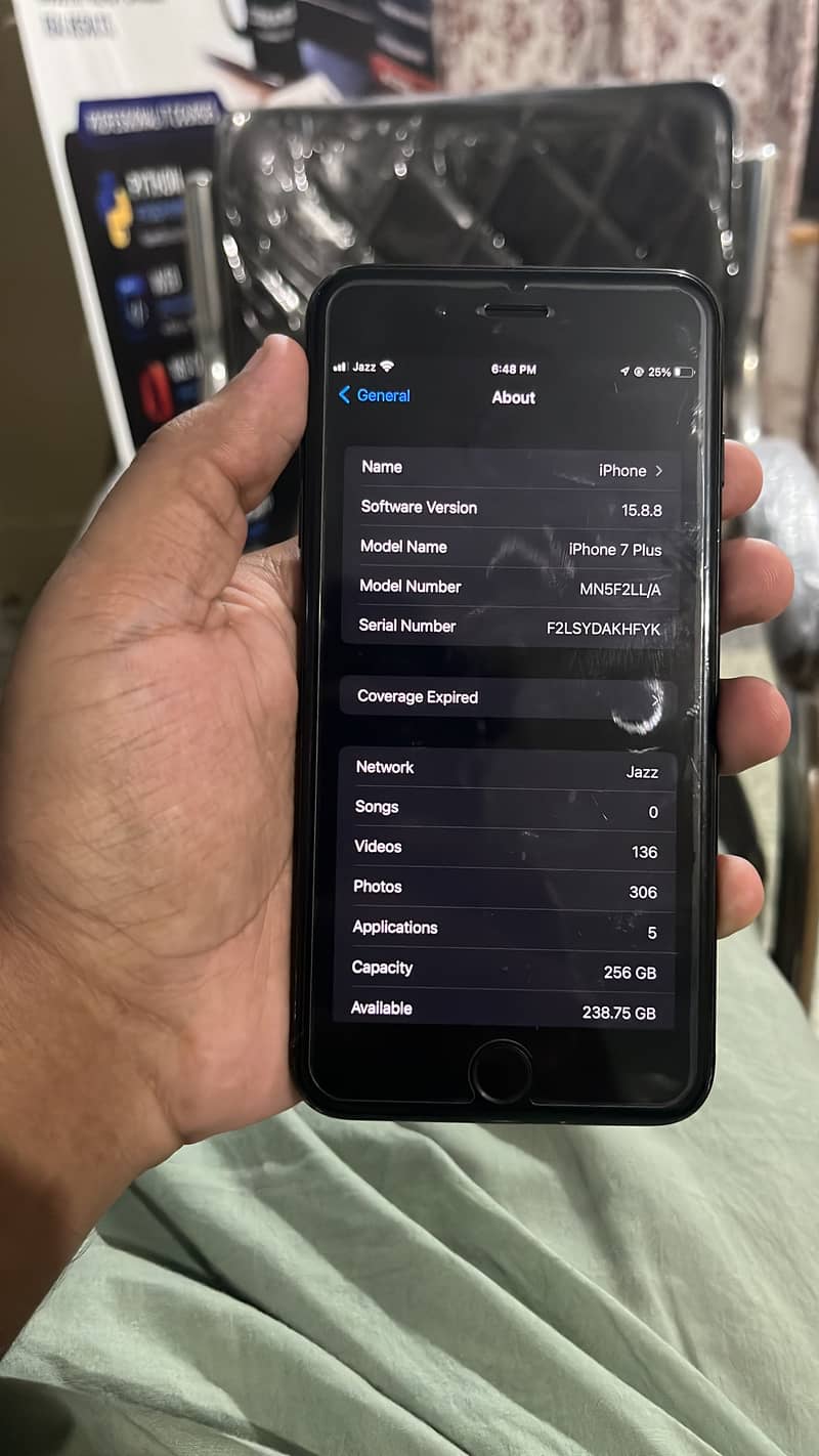 Apple iPhone 7 Plus 5