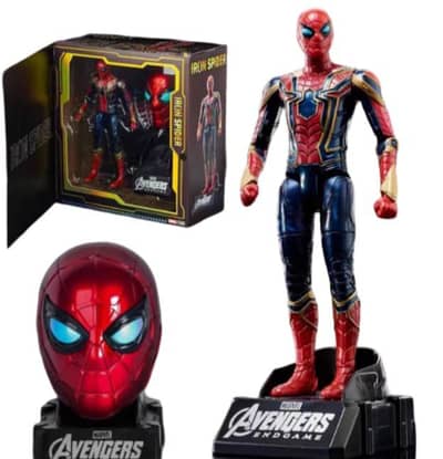 Spider Man War Machine  ionin 2500 War Machine 3000 7 inches No box