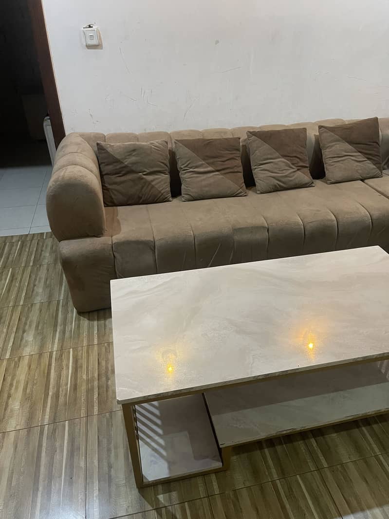 Shape sofa 7 seater condition 10/10 4