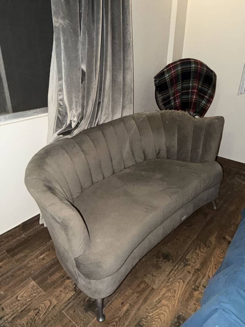 4 seater sofa 5