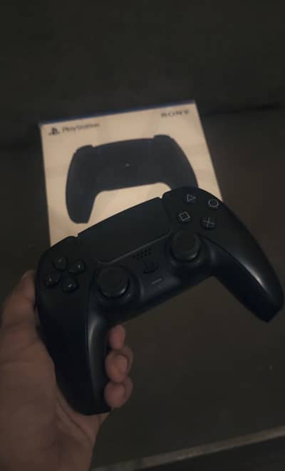 Midnight Edition PS5 Controller (almost brand new)
