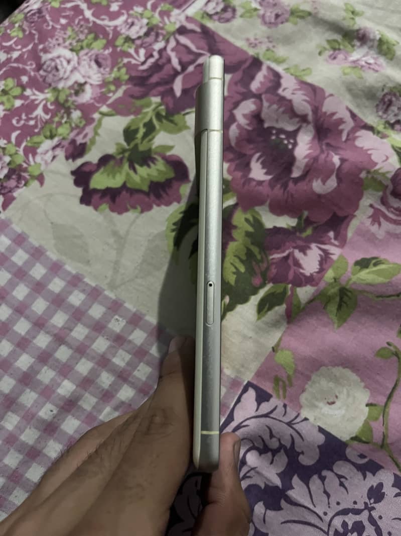 Google Pixel 7 3