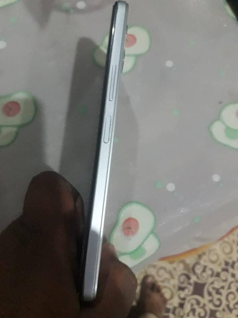 Infinix note 12 8