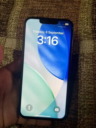 Apple iPhone 13