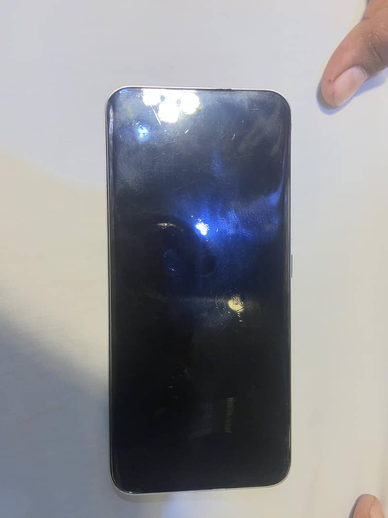 Good Condation Mobile 8