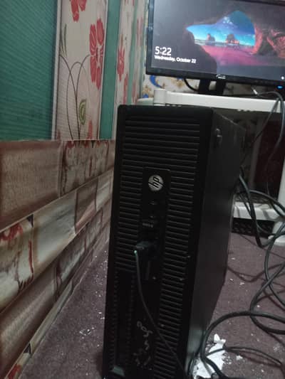 core i5 4th generation 2gb Quadro k620 gpu  ssd245 gb