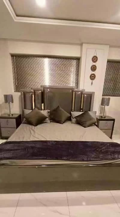 Beautiful 1 BED FLAT Available For RENT In Prime Location of Bahria Town Lahore