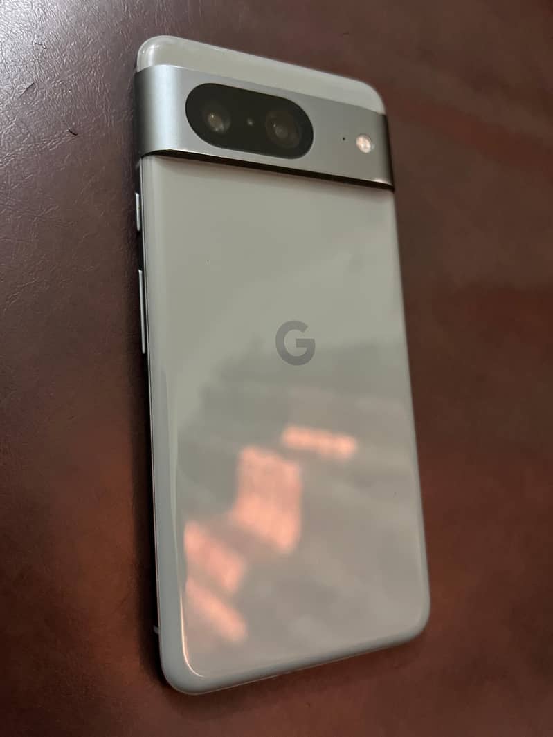 Google Pixel 8 3