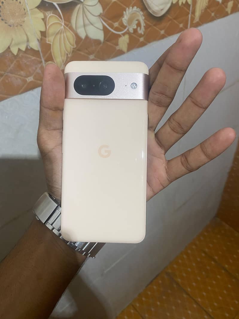 Google Pixel 8 3