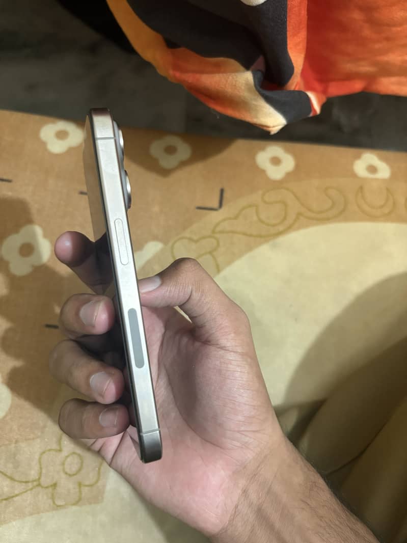 Apple iPhone 15 Pro 5