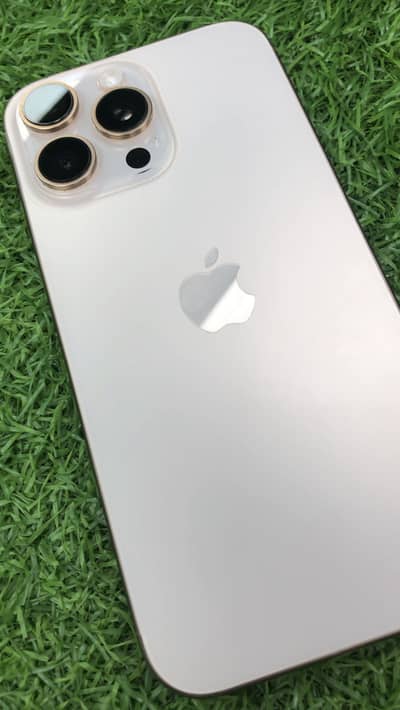 Apple iPhone 16 Pro Max