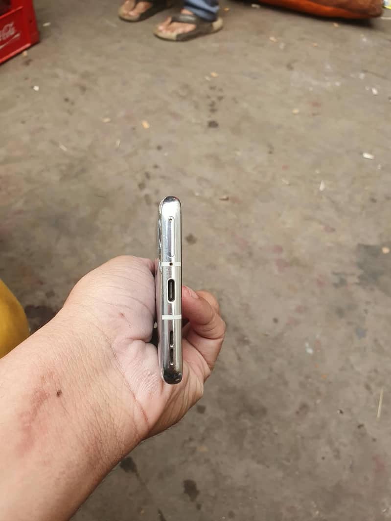 One Plus 9 Pro 4