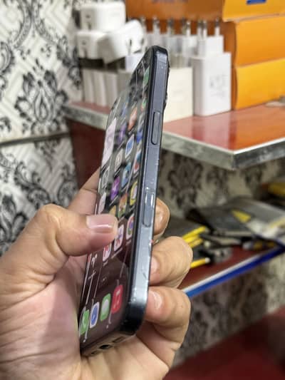 Apple iPhone 16 MDM 128 GB waterpack
