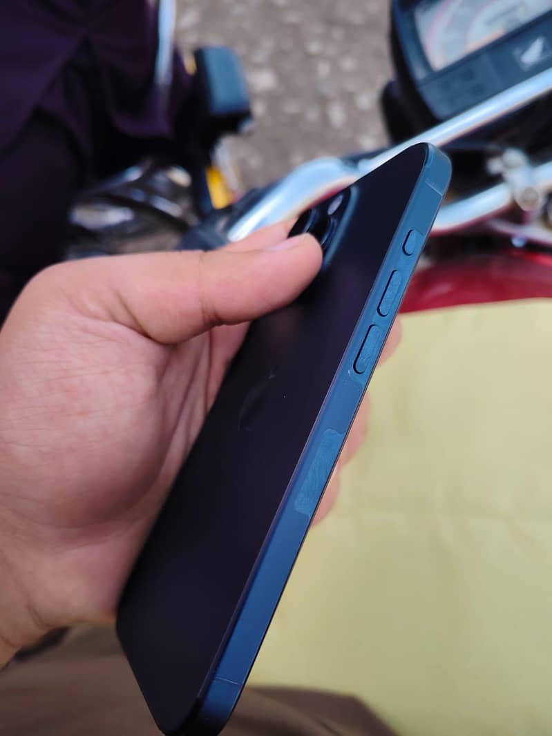 Apple iPhone 15 Pro 5