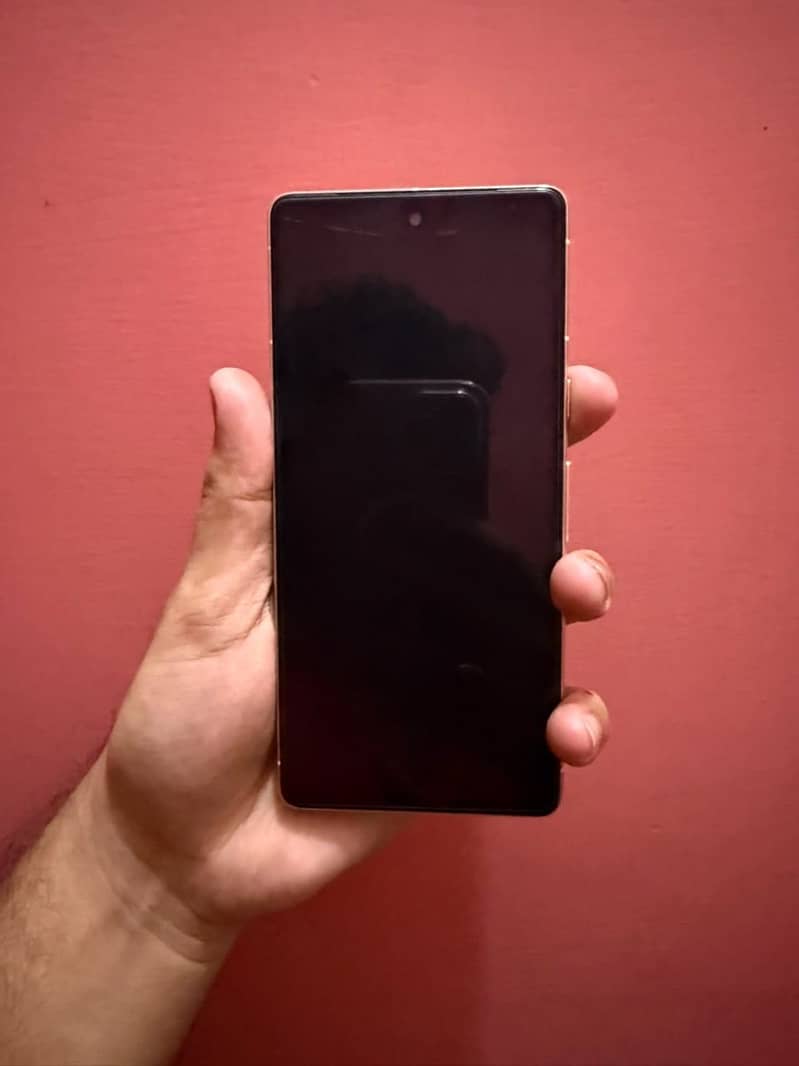 Google Pixel 7 5