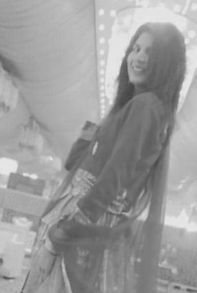 Fatima here I really really need job m bht bht bht bht mushkil halat