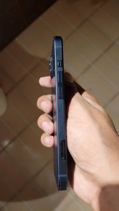 Apple iPhone 13 Brand new 128gb Jv
