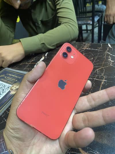 Apple iPhone 12