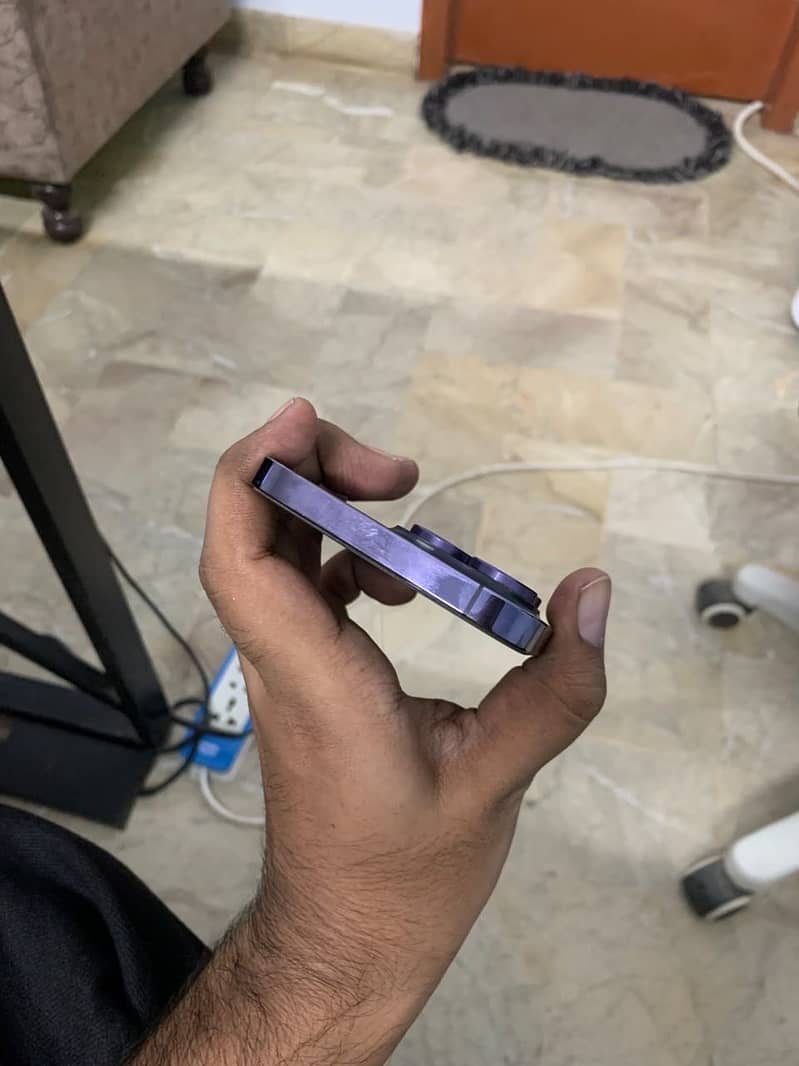 Apple iPhone 14 Pro Max 5