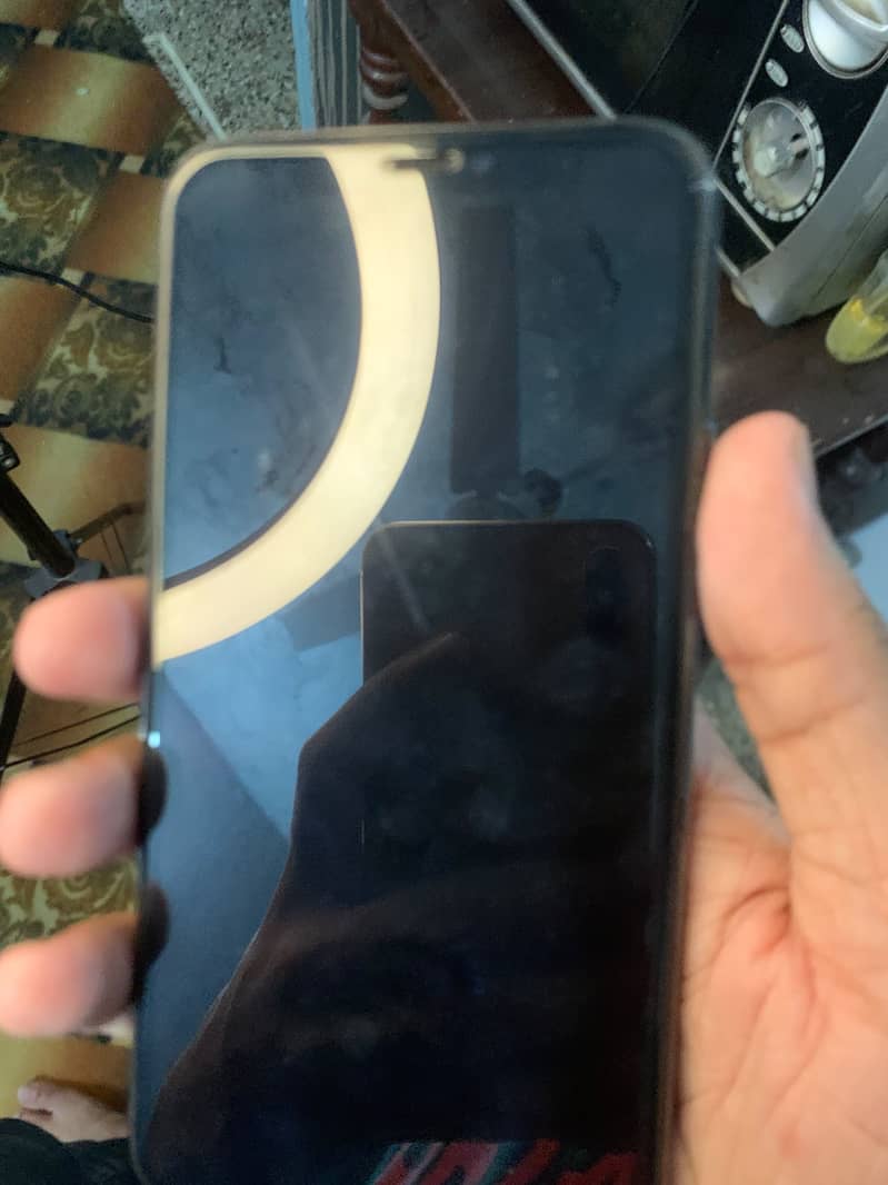iPhone 11 Pro FU 1