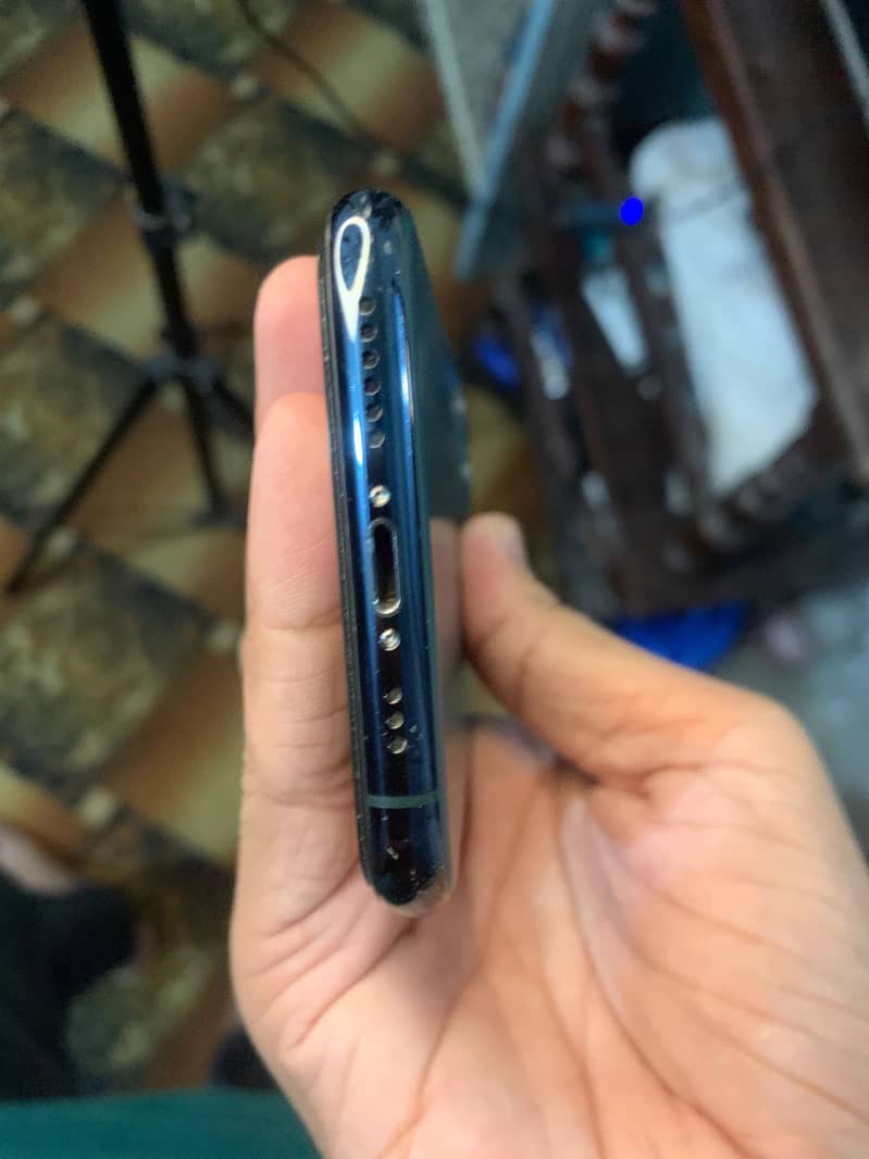 iPhone 11 Pro FU 2