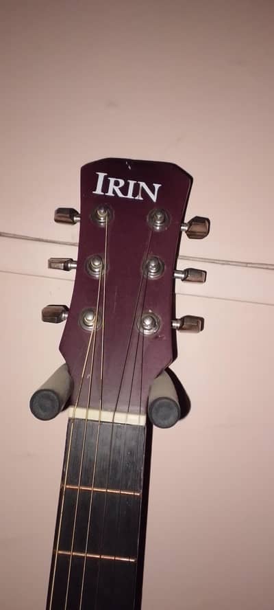 biginner acoustic guitar Hy iren company ka with free accessories