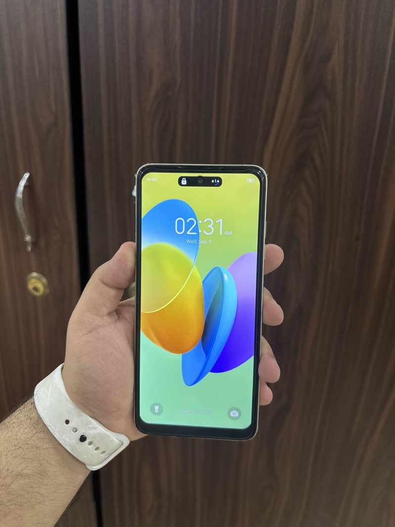 Tecno Spark 20C 1