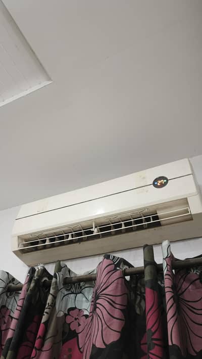 gree 1 ton ac