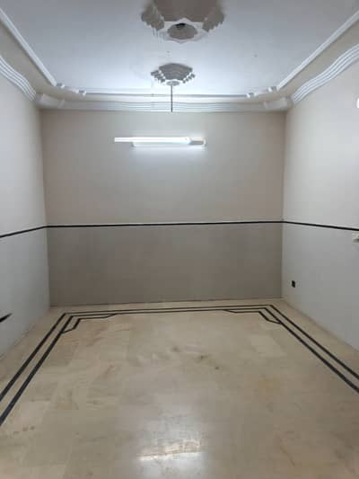 120 sq yards beutyfull portion for rent in malik society