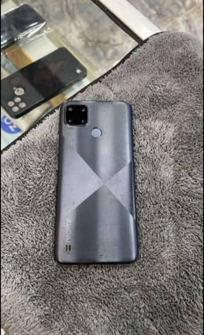  Realme C21Y — 4GB/64GB