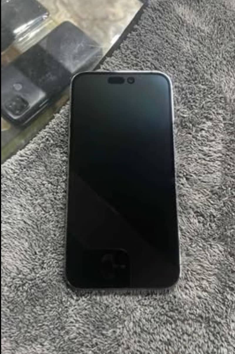Apple iPhone 14 Pro 2