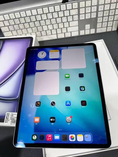 Apple i paid air 13 inch m3  128 GB 0321/7047/351