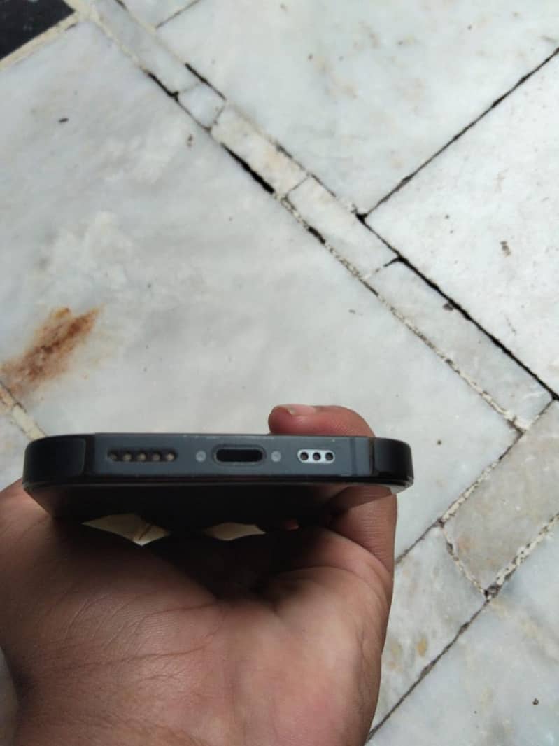 Apple iPhone 14 Pro 1