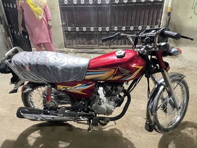 United 125 2022 mint condition