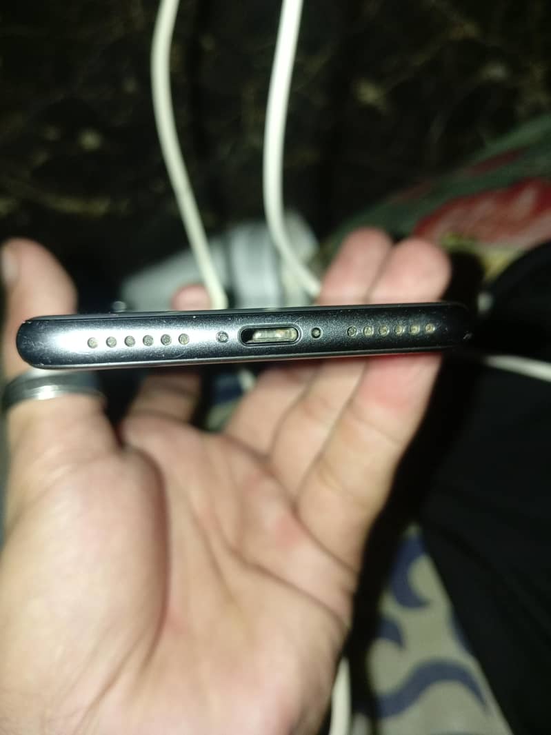 Apple iPhone 8 2