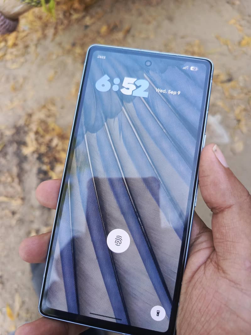 Google Pixel 7a 1