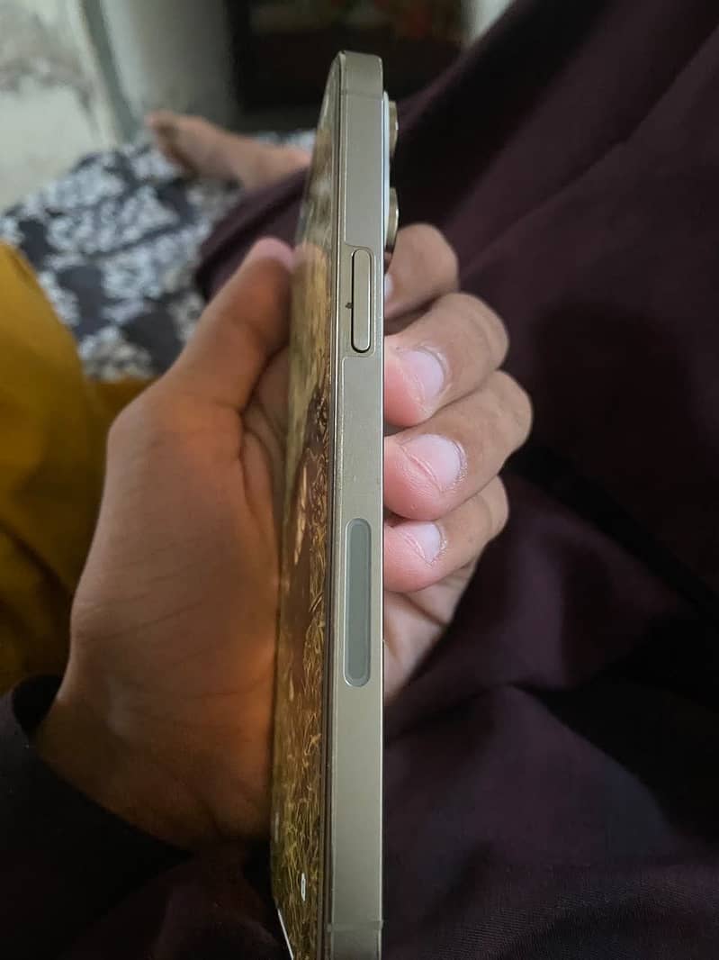 Iphone 14 pro max 1